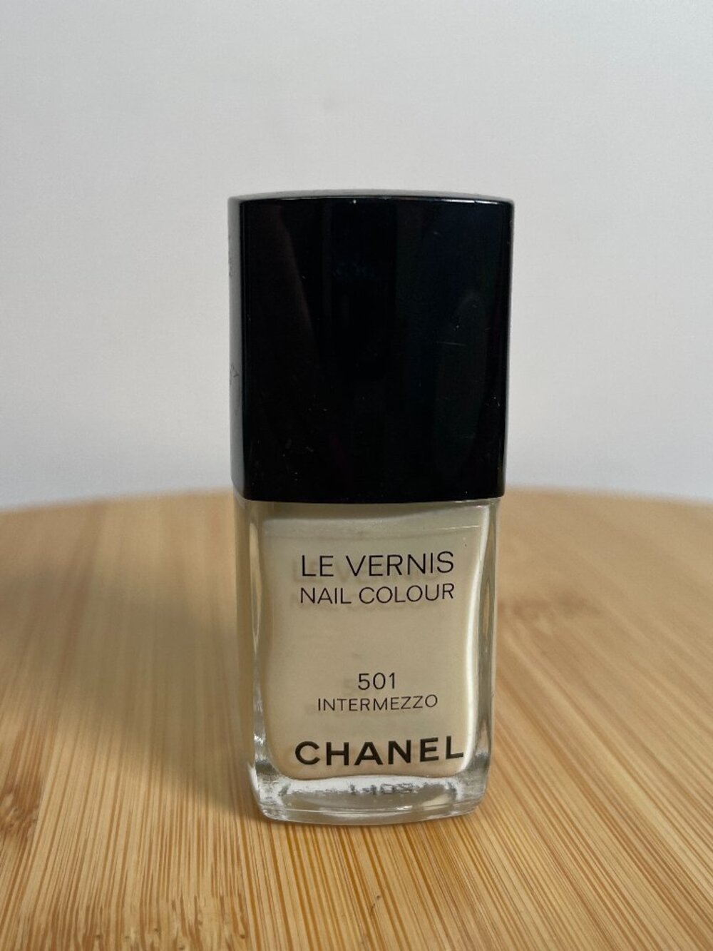 CHANEL Le Vernis Nail Colour Polish 501 Intermezzo 13 ml Made in France